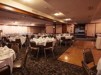Assiniboine Gordon On The Park Motel 2*